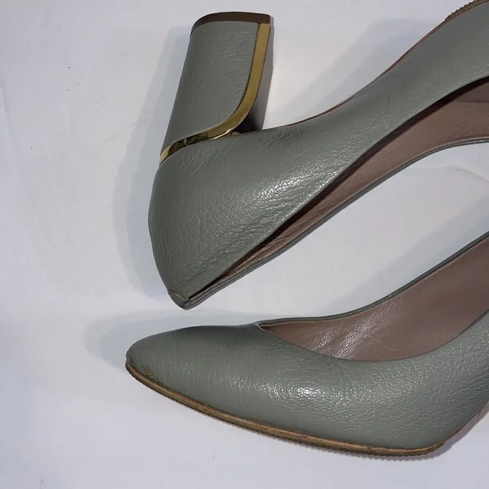 Chlor Block Heels - Picture 10 of 11